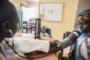 Enrollee in Kwara program Aishatu Atahiru receives antenatal care in 2013 - (c) Photo credit Adolphus Opara LOWRES