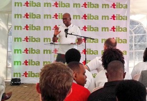 Collymore-adressing-the-media-300x207